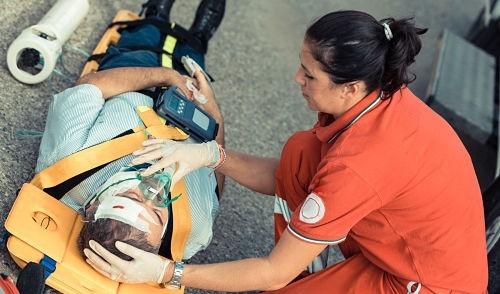 HANDLING ELECTRIC SCOOTER AND BIKE INJURIES: FIRST RESPONSE TIPS